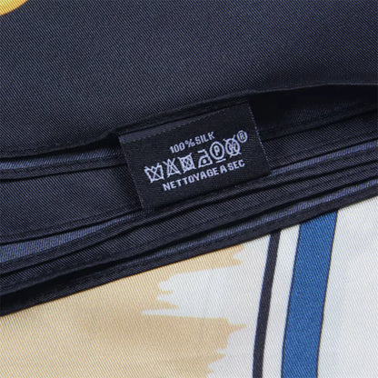 Label showing 100% silk and car instructions.